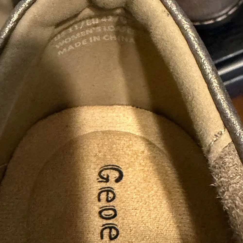 Geoleleph Women’s Size 11 Pewter Leather Comfort Slip-On Shoes Orthopedic